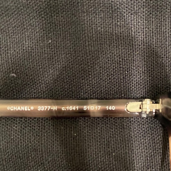 AUTHENTIC Chanel Eywear 3377H pearl frames color 1641 - Picture 2 of 7